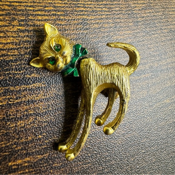 Gold Cat Brooch with Articulated Head Vintage - Picture 6 of 6